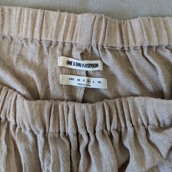 One Teaspoon Oakwood Sugar Off-the-Shoulder Peasant Blouse | Size M - Picture 7 of 8